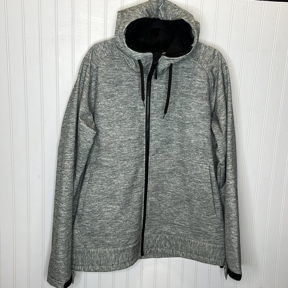 Pulse Waterproof and Wind Proof Soft Shell Jacket Size Large - Picture 13 of 13